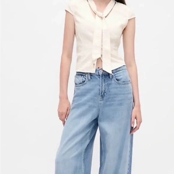 GAP Cream Tie-Neck Cap Sleeve Button Front Blouse - Picture 3 of 5